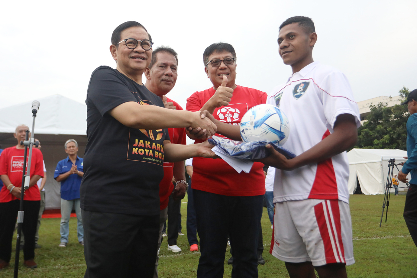 Jakarta Akan Disulap Jadi Kota Wisata Sepak Bola Internasional Gubernur DKI Pramono Anung ketika membuka turnamen U-17 Piala Gubernur. Foto : Ist
