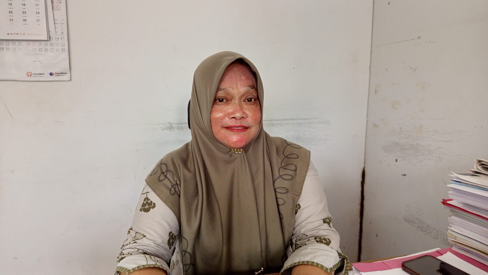 Langgar Hak Karyawan, Perusahaan Diimbau Tak Tahan Ijazah Kabid Hubungan Industri Disnakertrans Pandeglang, Ati Sutihat.