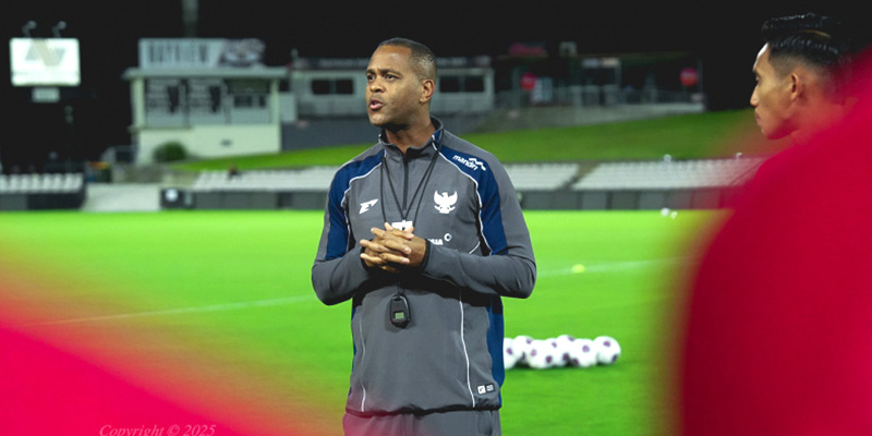 Patrick Kluivert Akan Panggil Pemain Baru Perkuat Timnas Garuda Pelatih Timnas Undonesia Patrick Kluivert. Foto : Ist