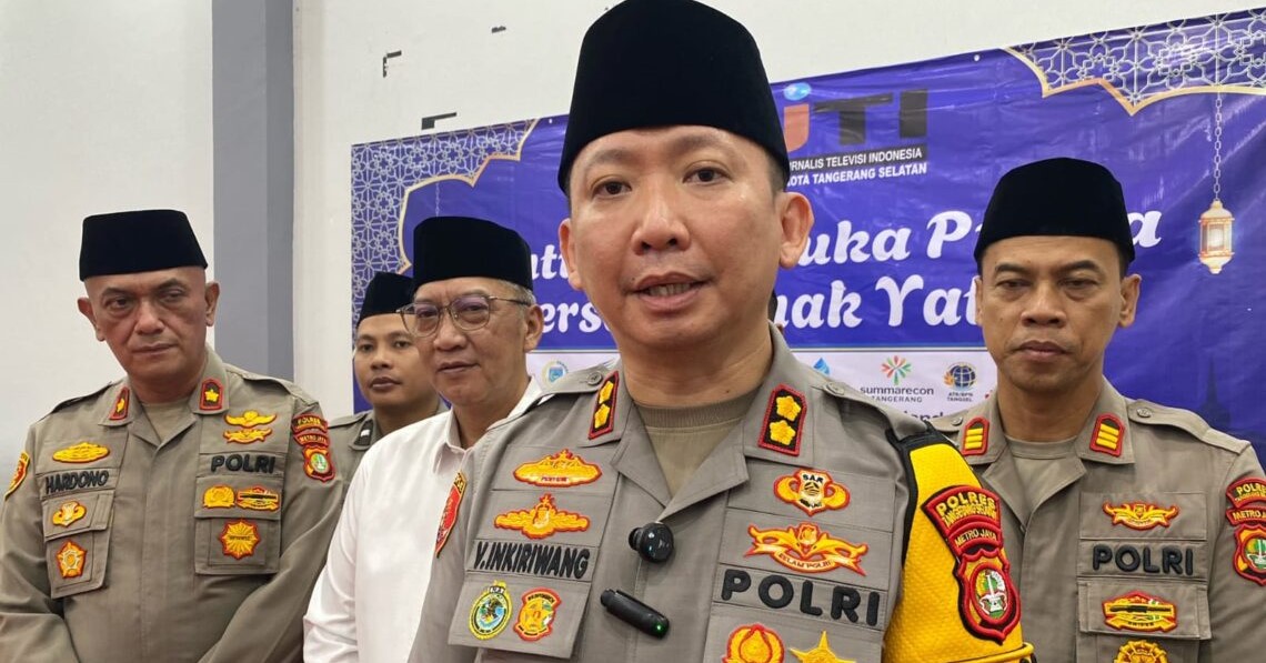 Pembunuh Wanita di Hotel Kelapa Dua Tangerang Ditangkap Polisi Kapolres Tangsel AKBP Victor D.H. Inkiriwang. Foto : Ist