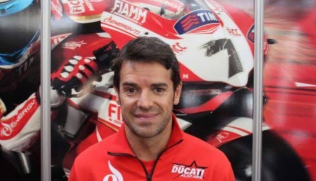 Saran Carlos Checa Buat Marc Marquez Kalau Ingin Juara MotoGP 2025 Mantan pembalap MotoGP Carlos Checa. Foto : Ist