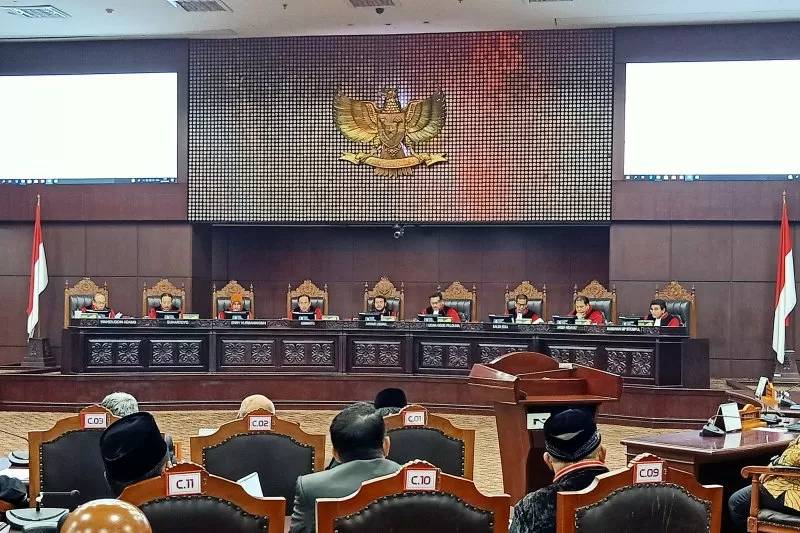 Tolak Permohonan Pembatasan Masa Jabatan Ketum Parpol, Putusan MK Sudah Tepat Foto : Ist