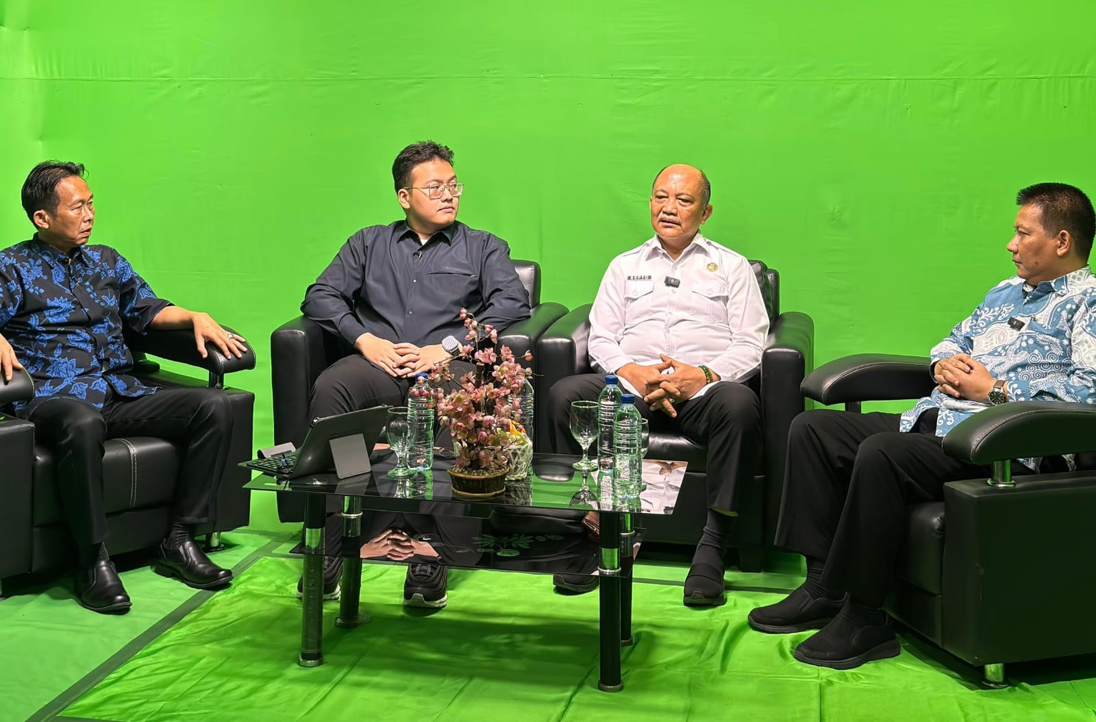 Abraham Apresiasi Pemprov Banten Tindak Tegas Premanisme Foto : Ist