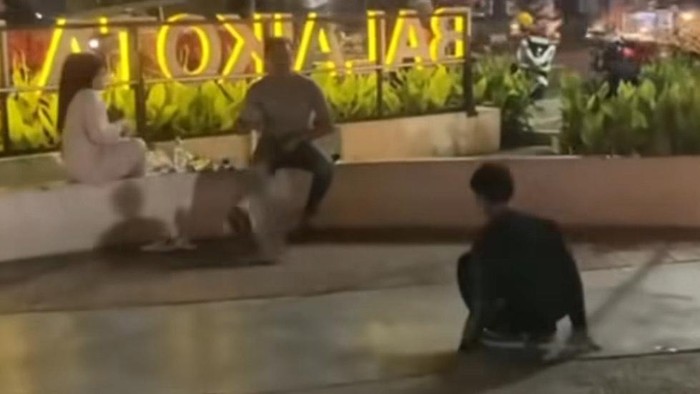 Bocah SMP Ditendang saat Main Skateboard di Depok, Pelaku Dilaporkan Foto : Ist