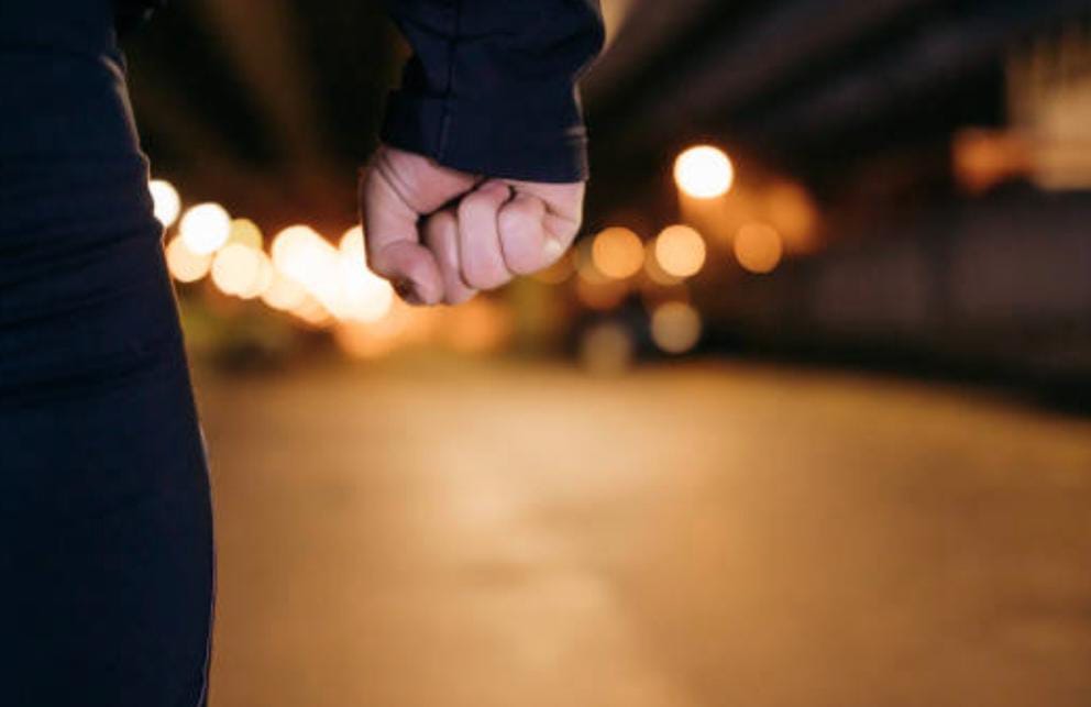 Debt Collector Pukuli Warga di Bogor karena Gagal Tarik Motor Korban Foto : Ist