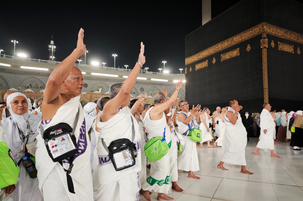 Disiplin Dan Ramah Tamah, Jemaah Haji Indonesia Dipuji Banyak Negara Jamaah Indonesia ketika melakujan Umrah. Foto : Ist