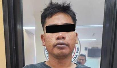 Jambret di Jakpus Beraninya Incar Pelajar, Kini Ditangkap Polisi MM tersangka menjambret seorang pelajar di daerah Lap. Banteng, JakPus. Foto : Ist