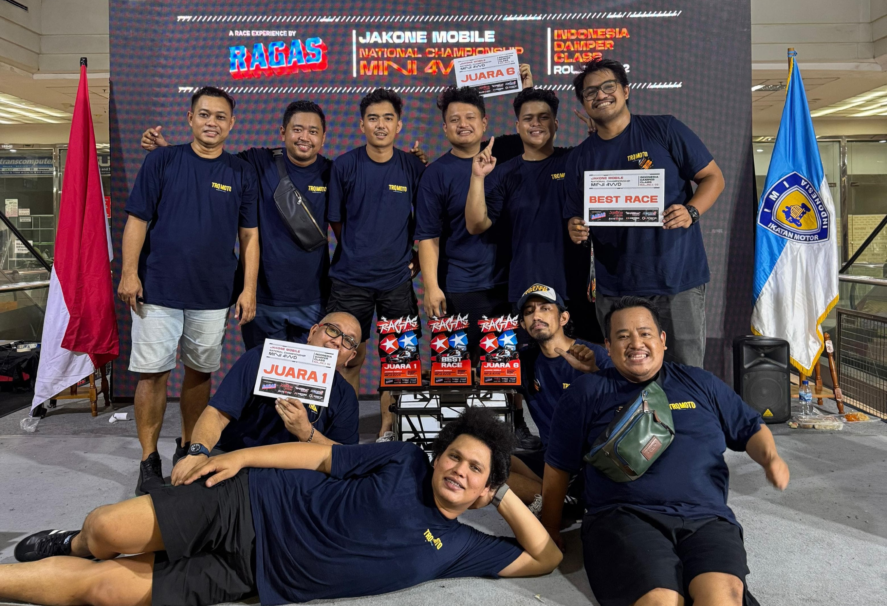 Melesat Cepat, Tim Tamiya Asal Tangsel Sabet Juara 1 Kejurnas Mini 4WD IDC-Tuned Tim TRQ Tangsel berhasil memborong gelar juara dalam ajang Kejuaraan Nasional Mini 4WD Indonesia Damper Class (IDC)-Tuned. Foto : Ist