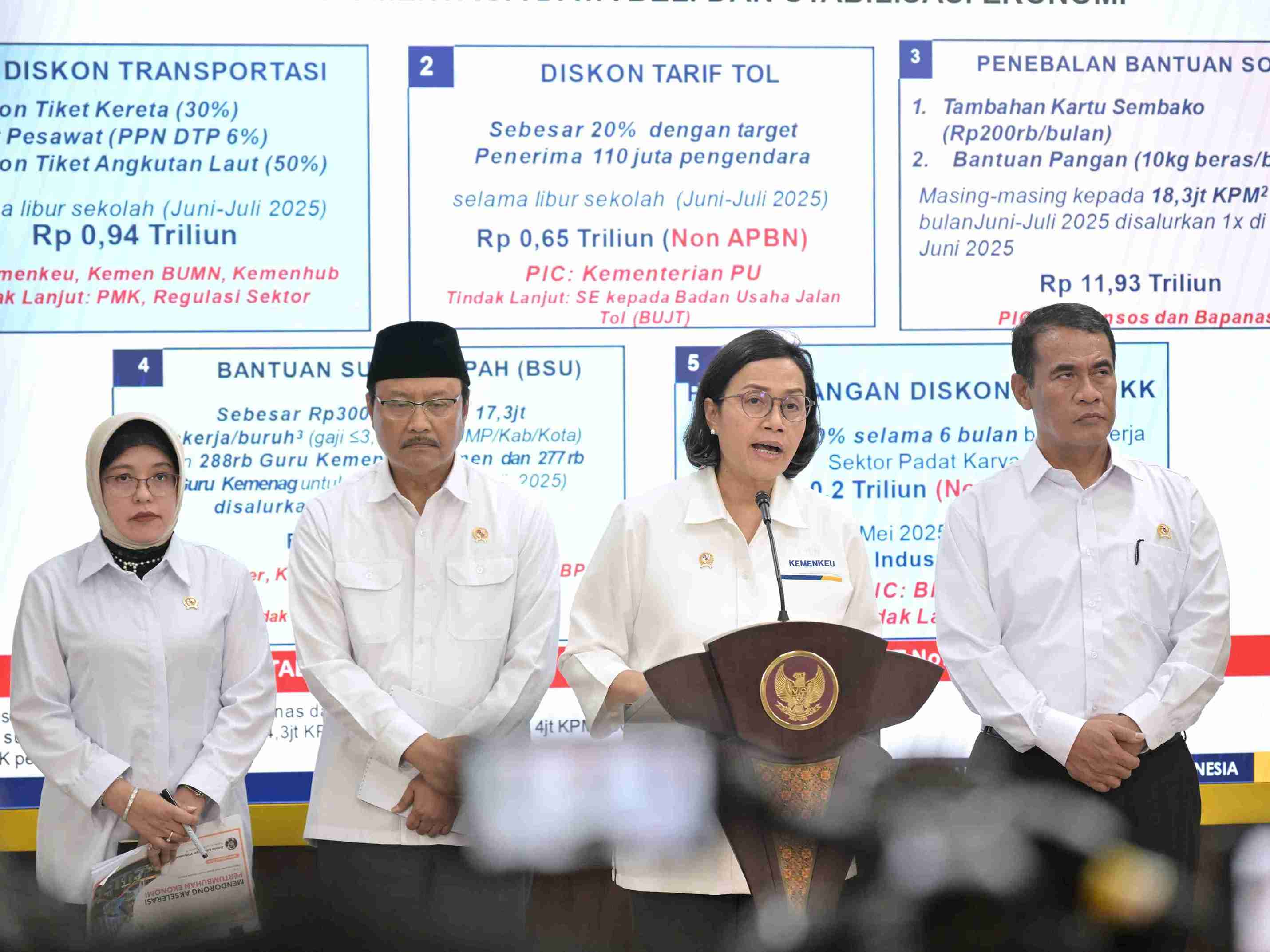 Mensos Tegaskan Penyaluran Bansos Mengacu DTSEN Foto: Dok. Kemensos
