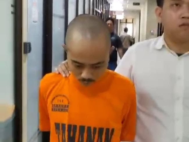 Miris! Pemuda Aniaya Ibu Kandung di Bekasi, Alasannya Sepele MI tersangka penganiayaan Ibu Kandungnya. Foto : Ist