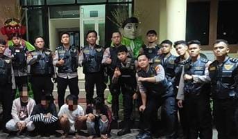 Pelaku Tawuran di Jakpus Kocar-kacir Didatangi Polisi, 4 Pemuda Bersajam Gagal Kabur Foto : Ist
