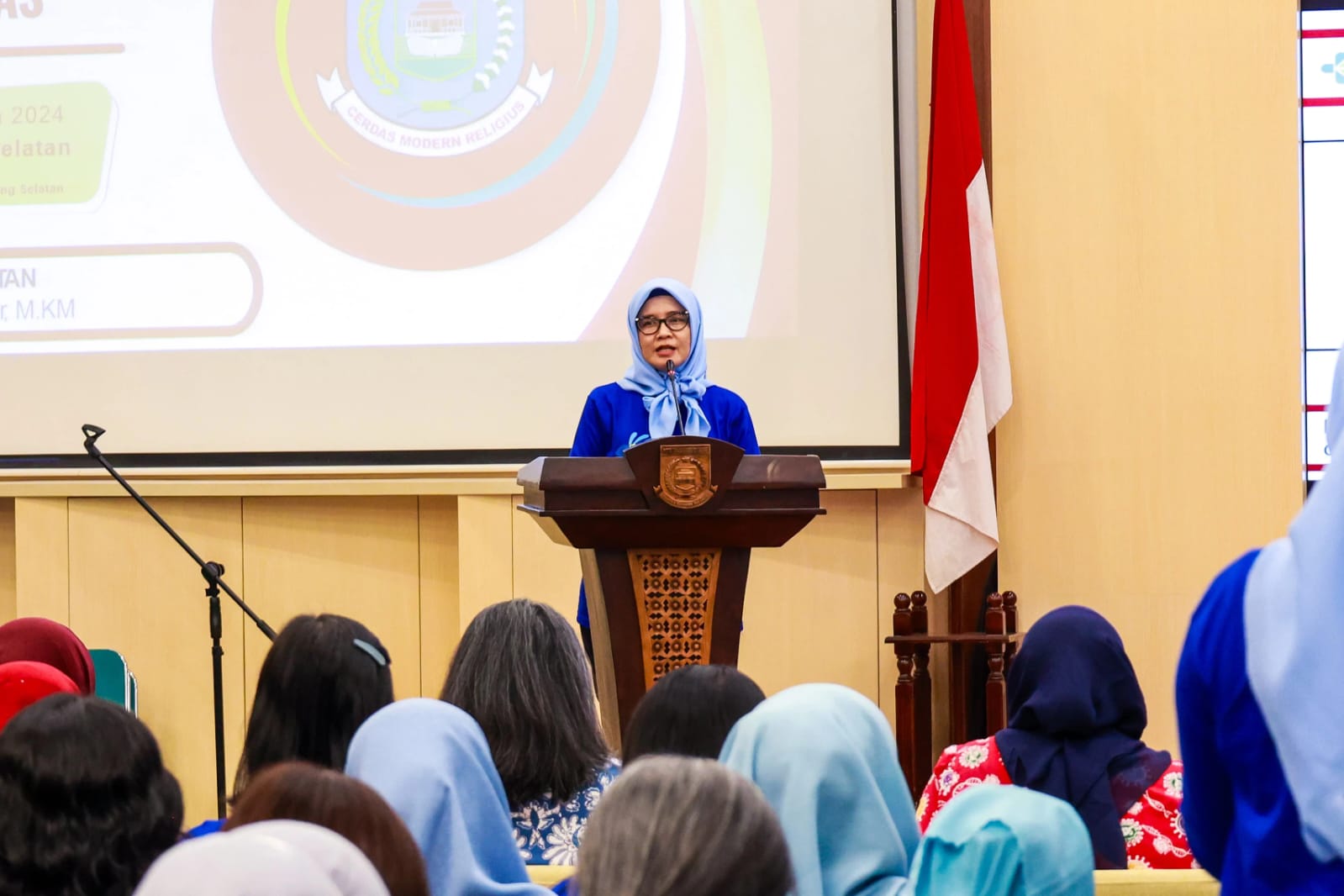 Pemkot Fokus Tangani Masalah Stunting Sejak Dini Kepala Dinkes Tangsel, Allin Hendalin Mahdaniar saat memaparkan 35 program andalam memberantas stunting di Puspemkot Tangsel, Minggu (15/6)