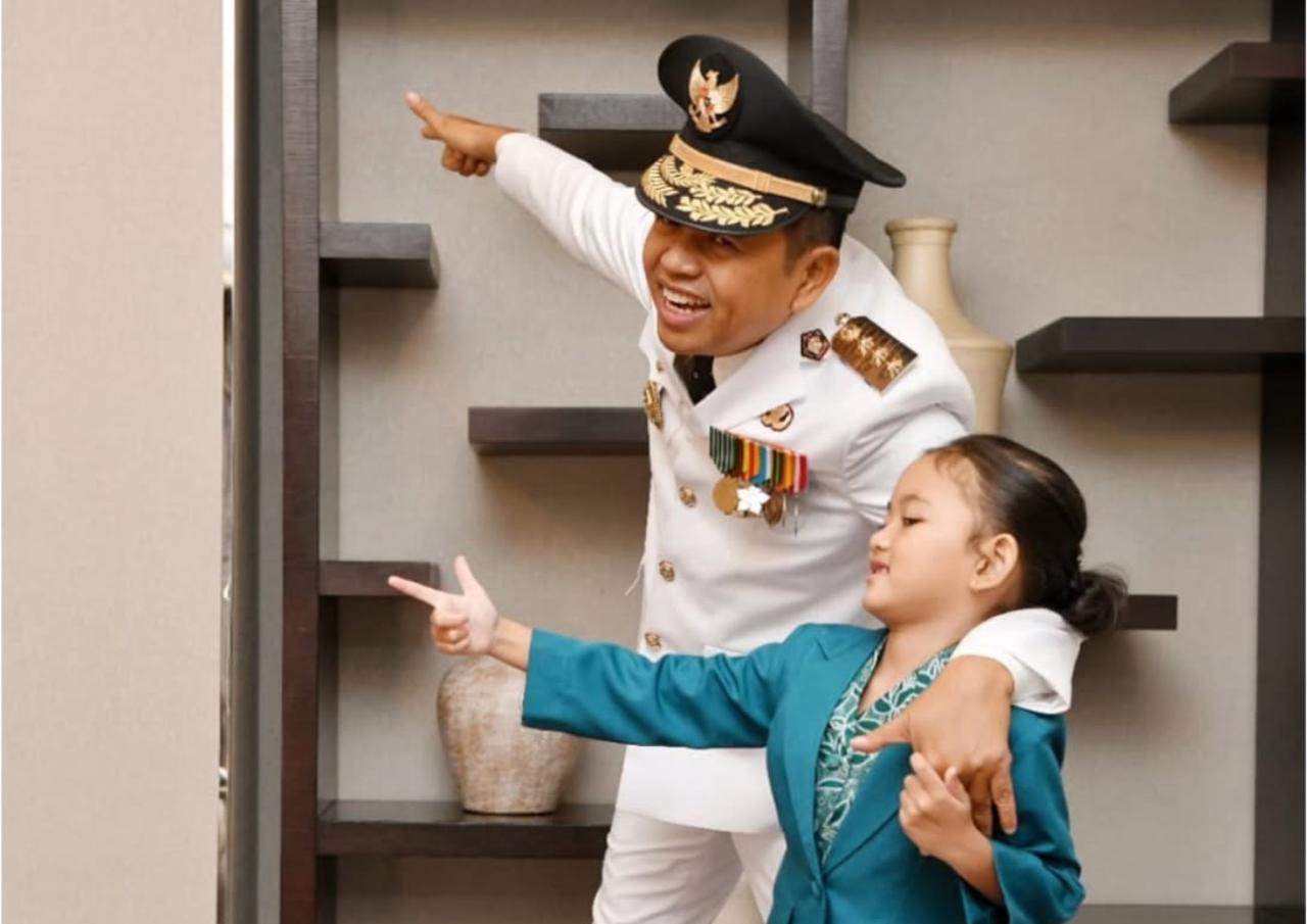 Seperempat Utang Pinjol Indonesia Ada Di Jabar Gubernur Jawa Barat Defi Mulyadi. Foto : Ist
