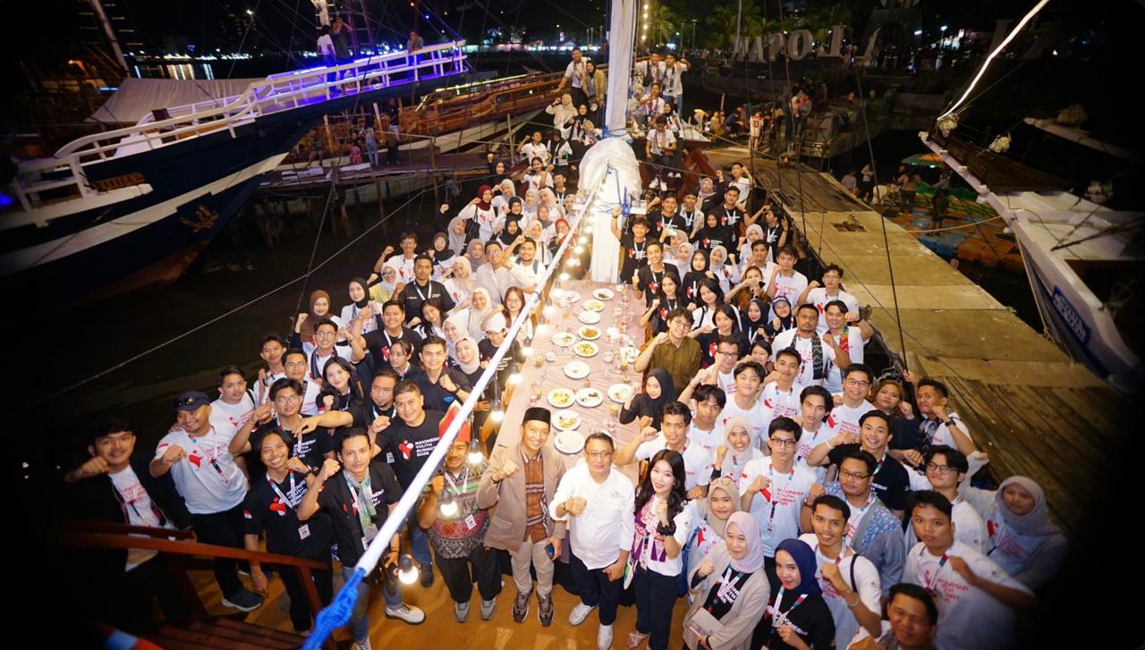 Tampil Di Indonesia Youth Summit, Dua Pemuda Bawa 3 Isu Strategis Ratusan pemuda dari seluruh Indonesia dalam forum IYS 2025 di Makassar, Minggu (15/6)
