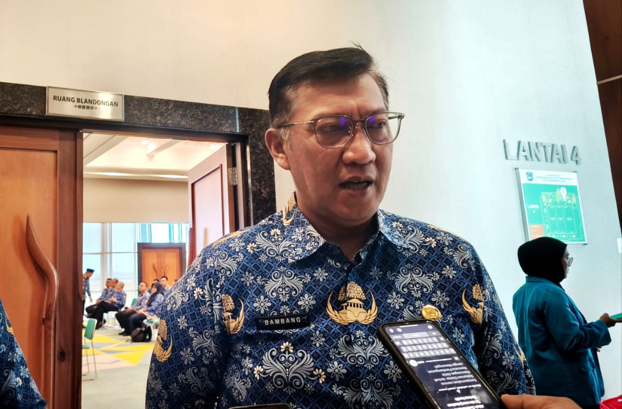 11 Peserta Bersiap Jalani Uji Kelayakan & Kepatutan Ketua Panitia Seleksi, Bambang Noertjahjo mengumumkan 11 nama calon lolos seleksi administrasi pengisian jabatan Perseroda PITS, Kamis (17/7)