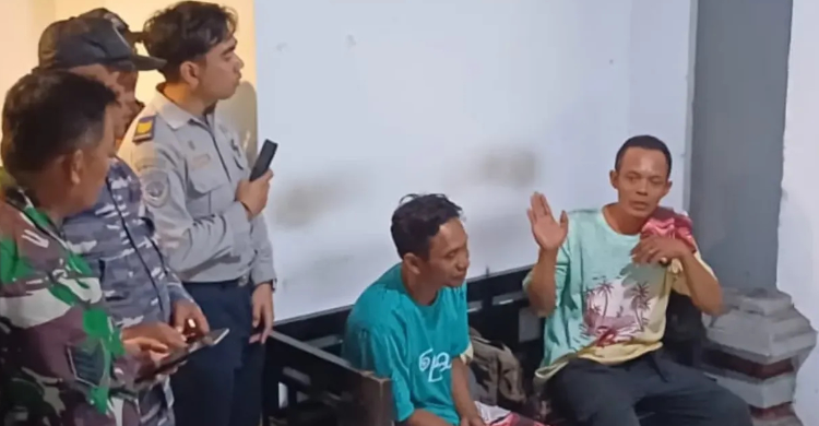 Penumpang selamat KMP Tunu Pratama Jaya yang sudah ditemukan. (Foto: Kantor SAR Surabaya)
