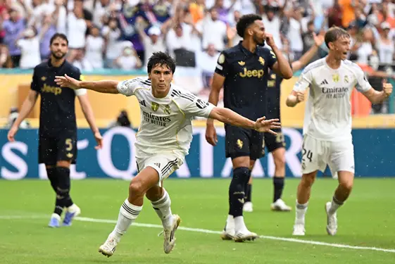 Selebrasi skuad Real Madrid usai menang 1-0 dari Juventus. Foto : Ist