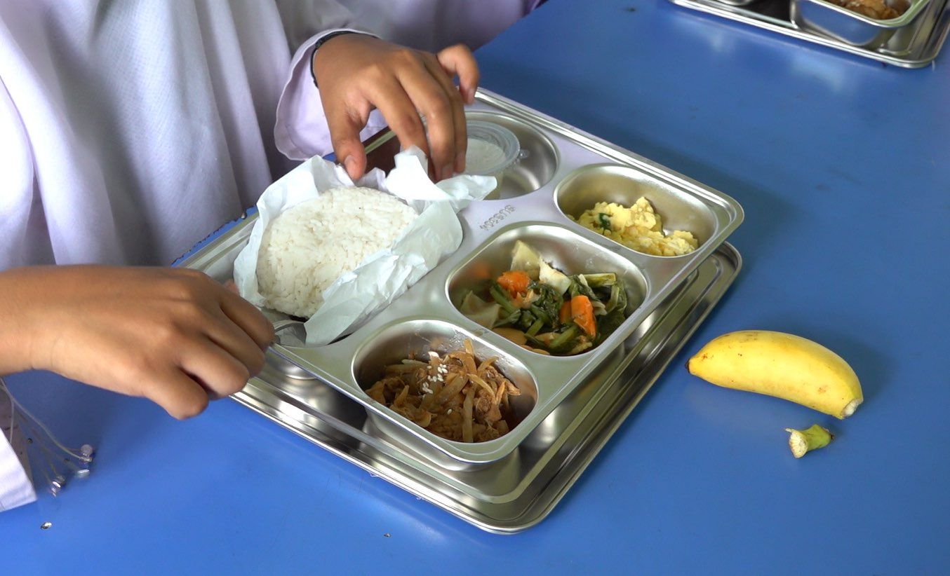 BGN Pastikan MBG Tetap Jalan Meski Sekolah Libur Menu MBG di salah satu SD di Pontianak. Foto : Ist