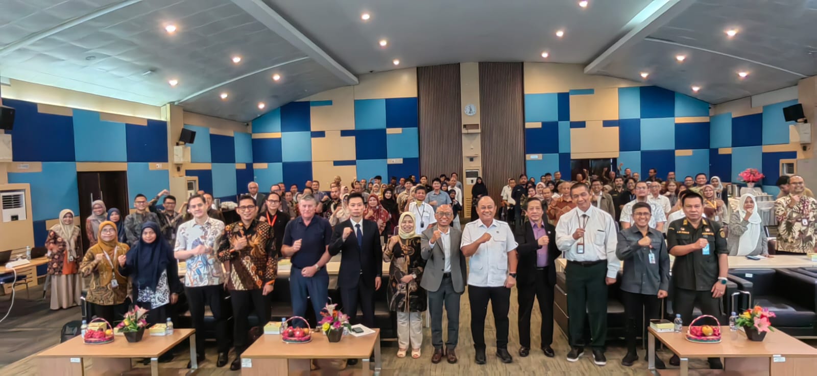 BRIN Siap Bikin Menu MBG Awet Lebih Lama BRIN hadirkan aplikasi iradiasi pangan berbasis nuklir untuk mendukung program MBG di Setu, Selasa (29/7)