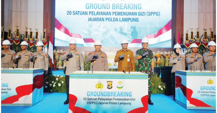 Dukung Program MBG, Kapolri Targetkan Bangun 409 SPPG Se-Indonesia Kapolri Jenderal Listyo Sigit Prabowo pada Groundbreaking 20 Satuan Pelayanan Pemenuhan Gizi (SPPG) jajaran Polda Lampung. Foto : Ist