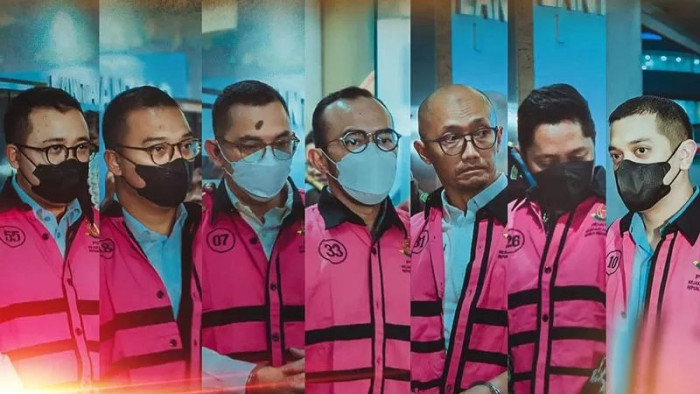 Kejagung Sabar Hadapi Raja Minyak MRC Para tersangka kasus minyak mentah yang sudah ditahan pihsk Kejagung. Foto : Ist