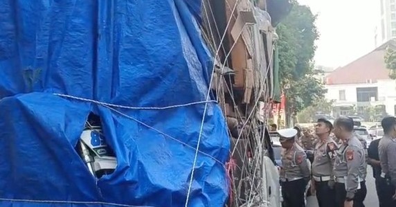 Pikap Overload Bawa Motor Bodong Dikejar Polisi dari Tol Dalkot hingga Jaksel Foto : Ist