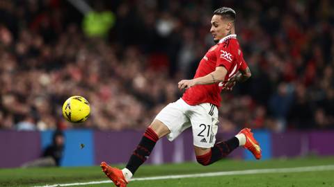 Antony Salah Satu Pemain Man United Yang Akan Dijual Antoni salah satu pemain MU yang akan dijual. Foto : Ist