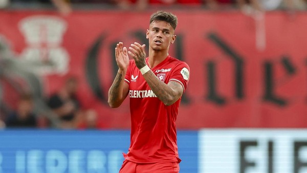 Pemain Naturalisasi Timnas Mees Hilgers. Foto : Ist
