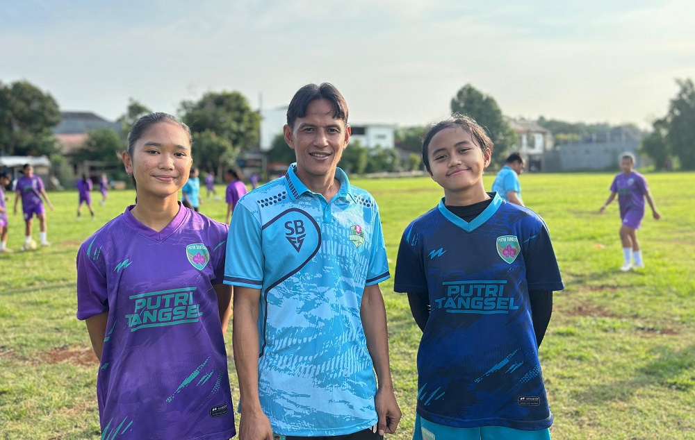 Debby Alvani Zanaya dan Alleana Ayu Utami wakil Tangsel yang masuk Timnas Putri. Foto : Ist