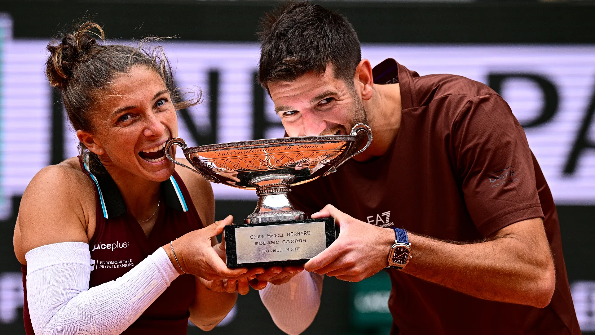 Errani Dan Vavassori Pertahankan Gelar Ganda Campuran US Open 2025 Sara Errani dan Andrea Vavassori juara ganda campuran US Open 2025. Foto : Ist