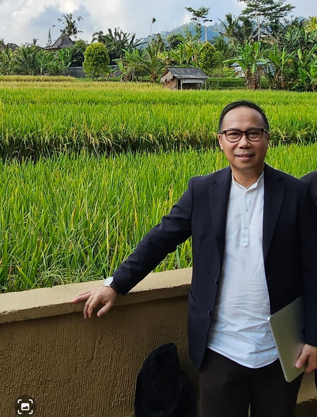 Integritas, Harta Karun yang Hilang Prof. Dr. Muhadam Labolo, Guru Besar IPDN.(Dok. Pribadi)