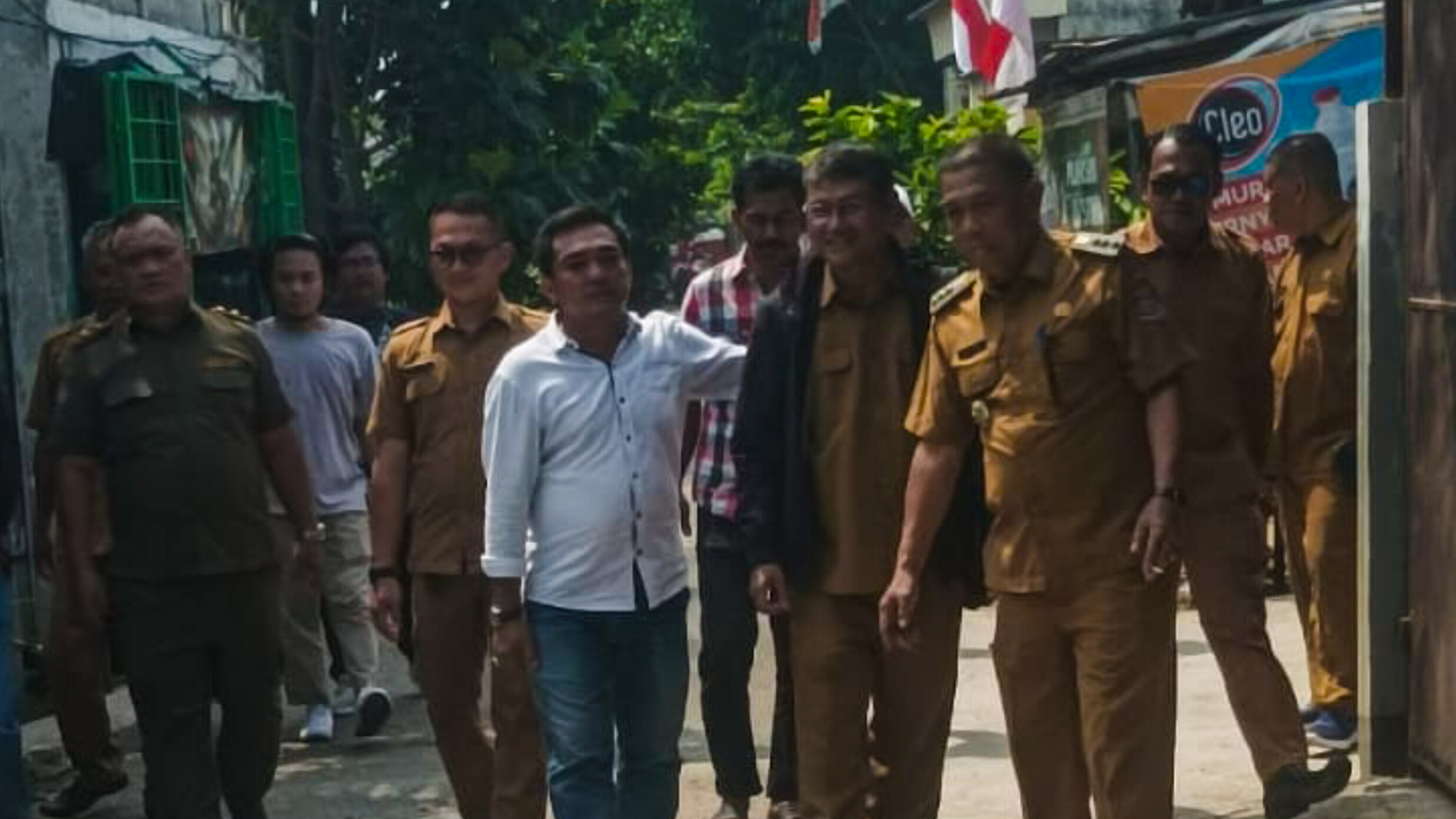 Jawab Keluhan Warga Kampung Kandang Sapi Lor, Pemkot Tangsel: Itu Aset Milik Pengembang Kampung Kandang Sapi Lor, Kelurahan Paku Alam, Kecamatan Serpong Utara, terkait perbaikan akses jalan yang tengah ramai menjadi sorotan. (tangselpos.id/rmn)