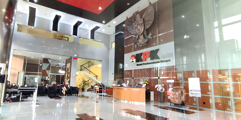 KPK Amankan 10 Orang dalam OTT, Wamenaker Ditangkap di Jakarta Gwdung KPK. Foto : Ist