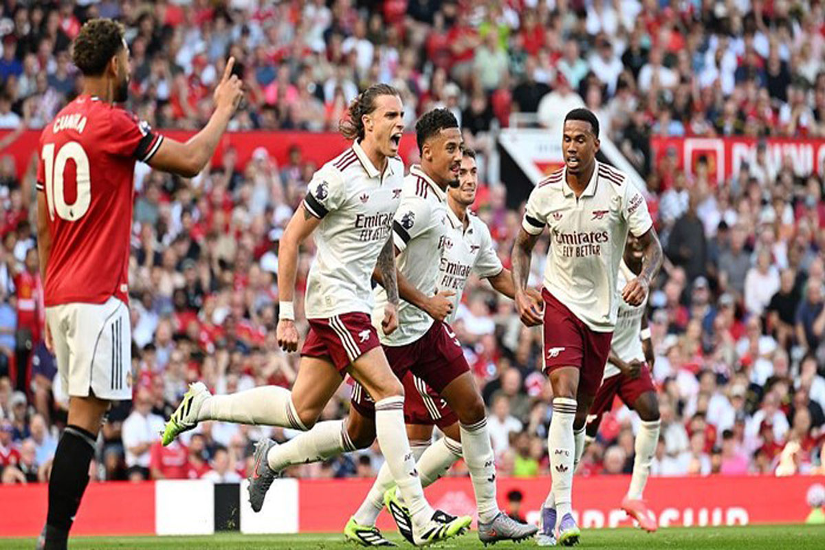 Laga Pembuka, Man United Dipermalukan Arsenal Di Kandang Sendiri Selebrasi Arsenal usai permalukan MU 1-0. Foto : Ist