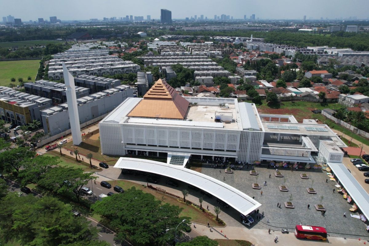 Menteri Agama Resmikan Masjid Raya Berkapasitas 7.000 Jamaah di BSD City Masjid Raya Baitul Mukhtar di BSD. Foto : Ist