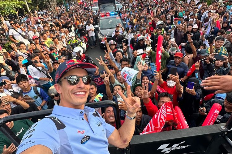 Marquez saat parade di Mataram tahun 2024. Foto : Ist