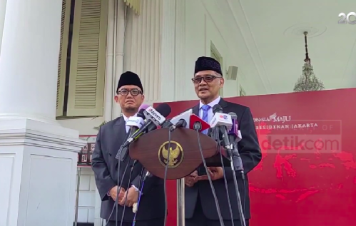 Pemerintah Gercep Bentuk Kementerian Haji, Siapa Menterinya? Kepala Badan Urusan Haji dan Umroh KH. Mochamad Irfan Yusuf (kanan) dan Wakil Kepaka Badan Dahnil Anzar (kiri). Foto ; Ist