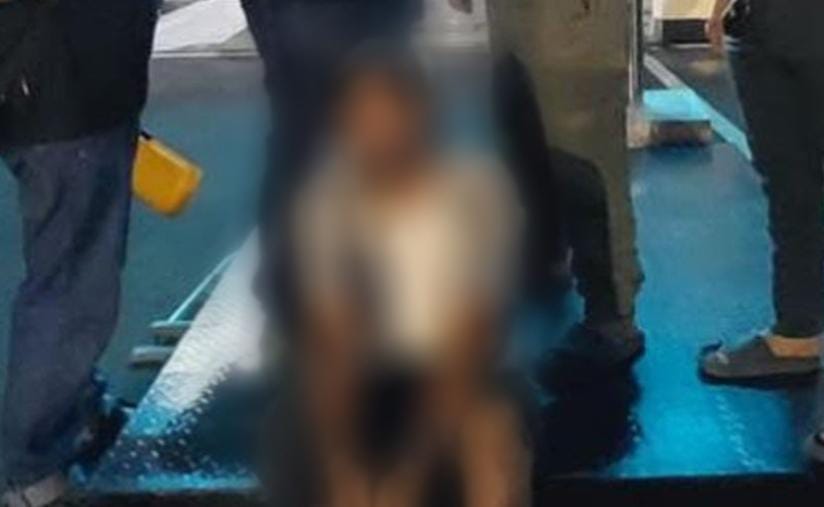 Tersangka AWP yang diduga melakukan penipuan jual beli motor Vespa klasik di Kota Bekasi. Foto : Ist