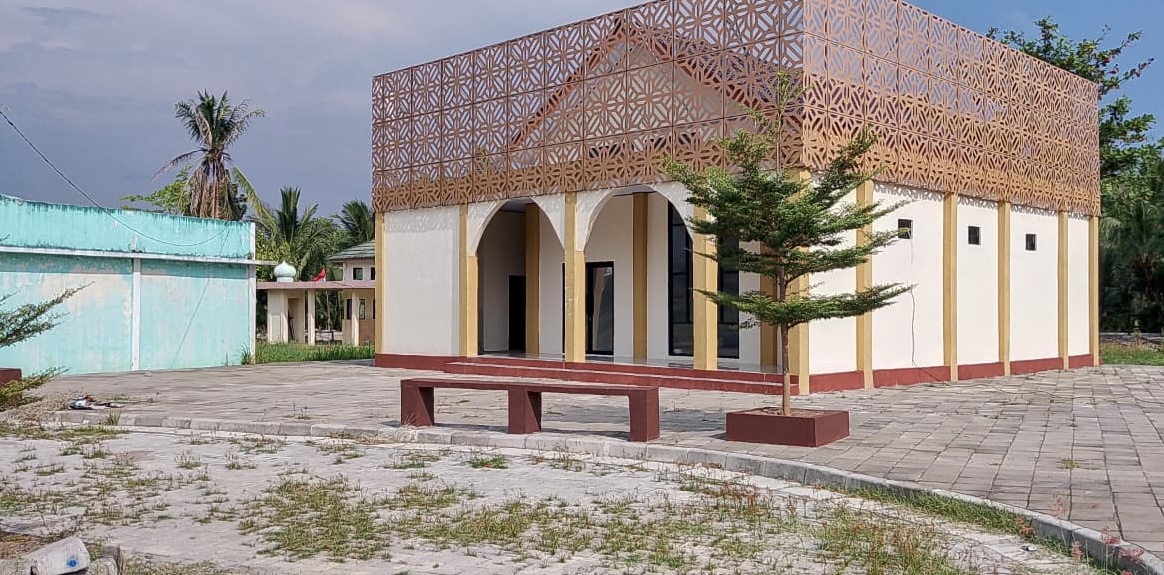 Situasi rest area Panimbang tak ada aktivitas, dan malah terkesan terbengkalai karena terlihat tak terawat, kemarin.