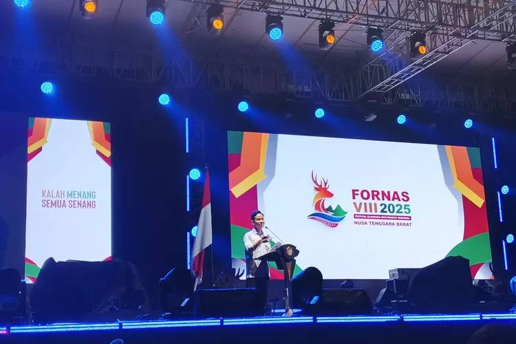 Wapres Gibran Tutup FORNAS VIII NTB Waores Gibran pada penutupan Fornas VIII 2025 di NTB. Foto : Ist