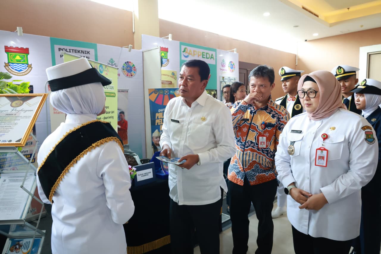 Bupati Buka Sarasehan SDGs Merajut Aksi Lokal Menuju Cita-Cita Global Bupati Tangerang Moch Maesyal Rasyid membuka Sarasehan Sustainable Development Goals (SDGs). Foto : Ist