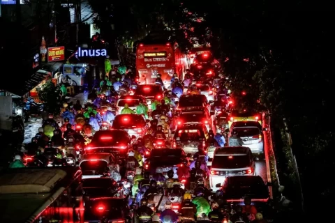 Kemacetan horor di jalan TB Simatupang. Foto : : Ist