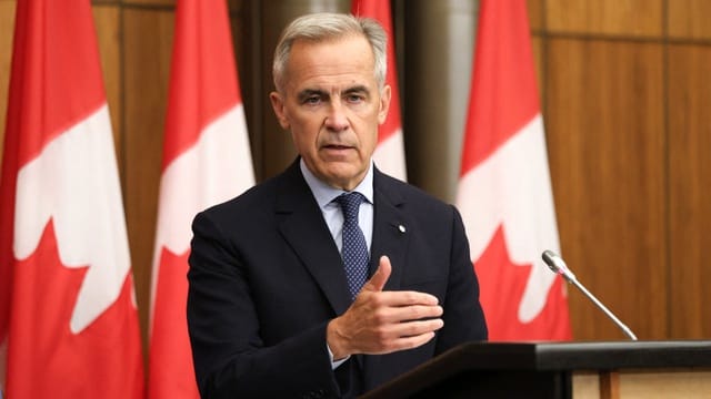 Perdana Menteri (PM) Kanada Mark Carney saat konferensi pers terkait Kanada juga mengakui Kemerdekaan Palestina. Foto : Ist