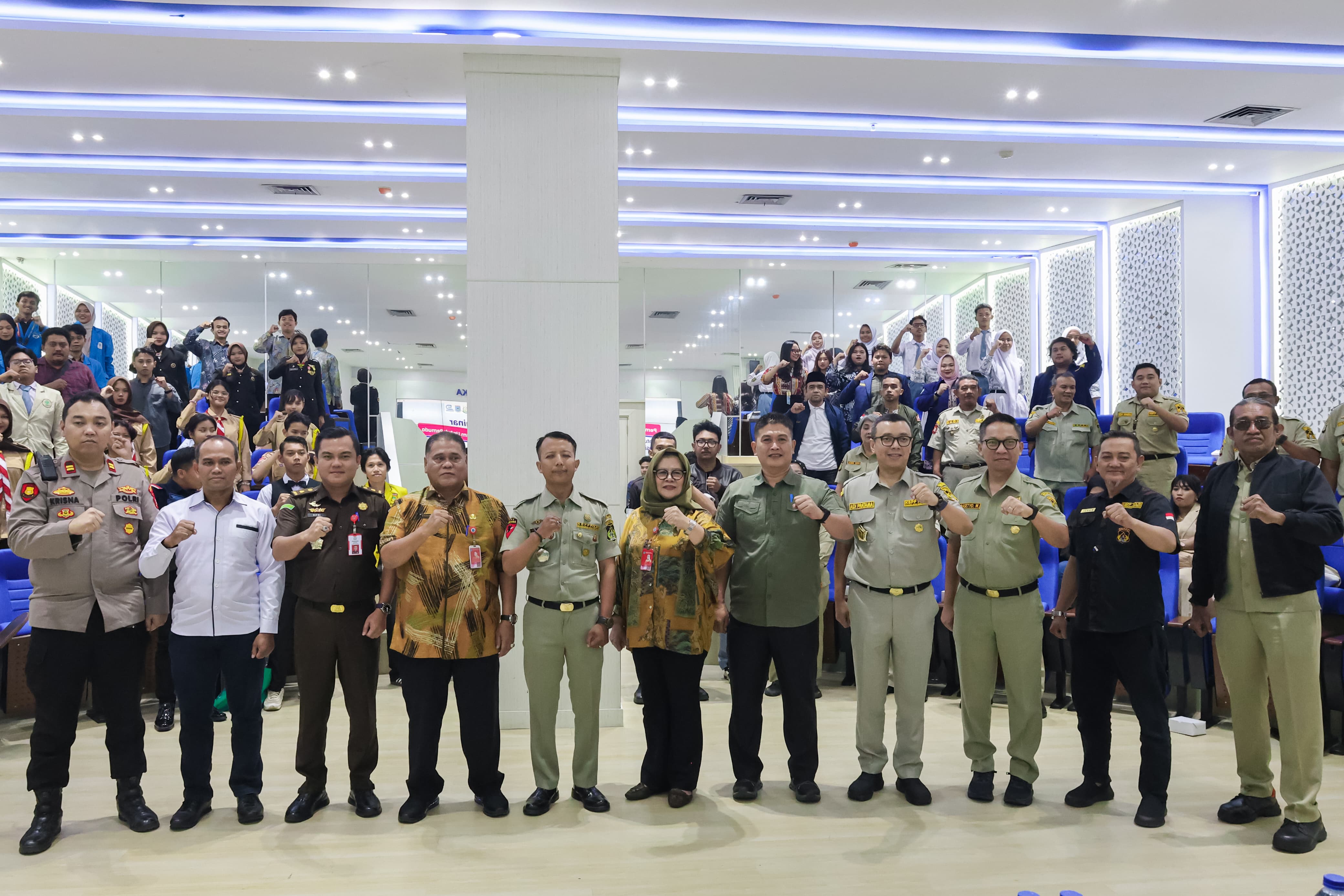Kolaborasi Bersama KBPP Polri, Dispora Tangsel Bekali Pemuda dengan Wawasan Hukum Seminar Pembekalan Hukum untuk Pemuda di Puspemkot Tangsel, Kamis (25/9). (tangselpos.id/rmn)