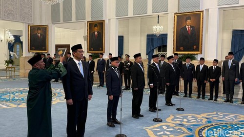 Prabowo Prabowo Reshuffle 5 Kementerian dan Kementerian Haji dan Umrah Pelantikan sejumlah Menteri baru di Istana Negara. Foto : Ist