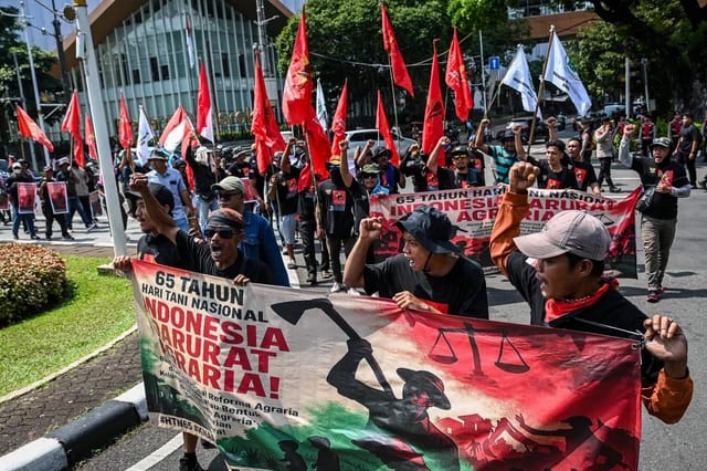Demo Hari Tani di depan gedung DPR. Foto : Ist