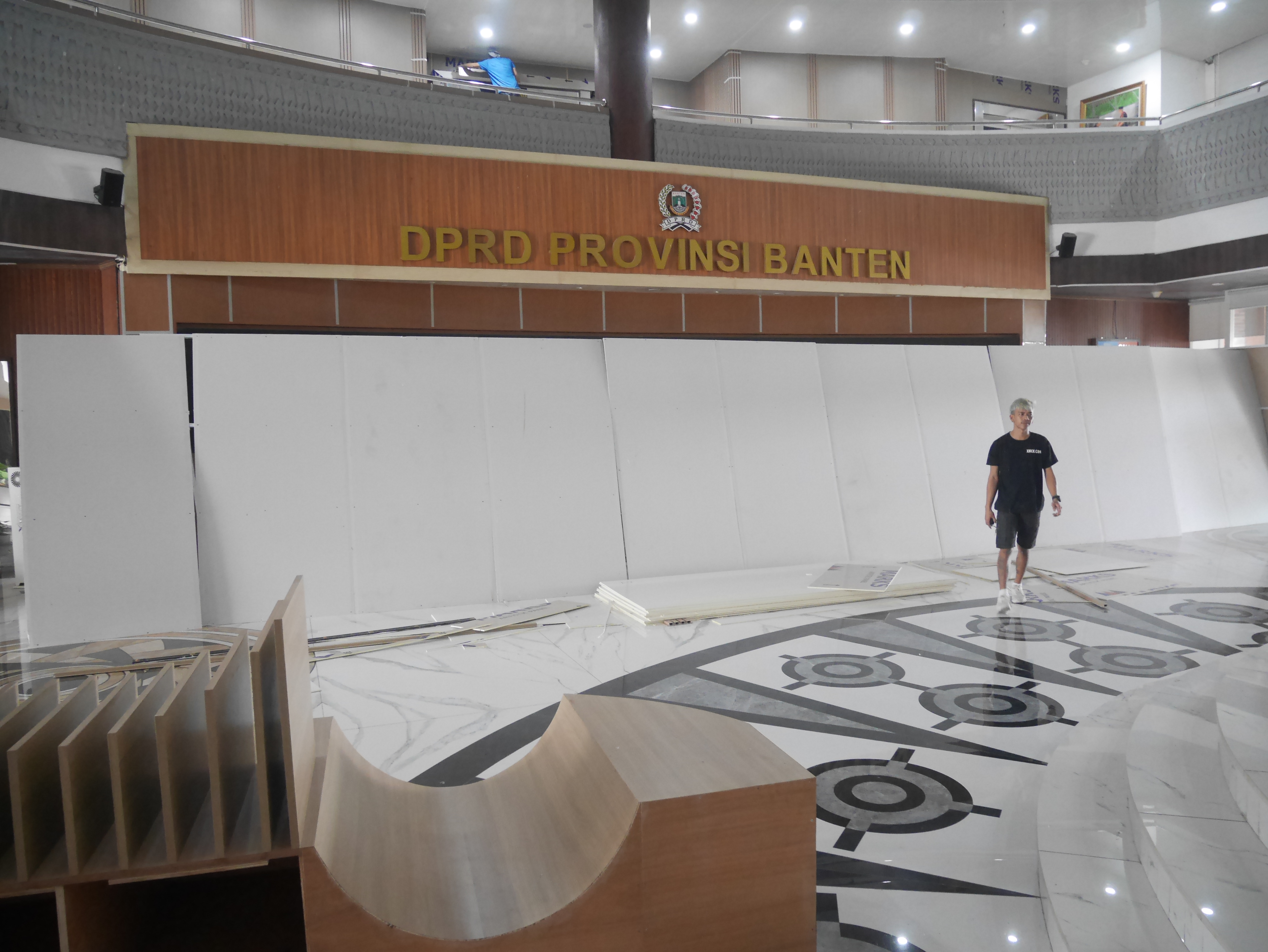Situasi Panas Pasca Demo, Komisi II DPRD Banten Malah Kunker ke Karawang Ilustrasi Gedung DPRD Provinsi Banten.(Ari Supriadi/tangselpos.id)