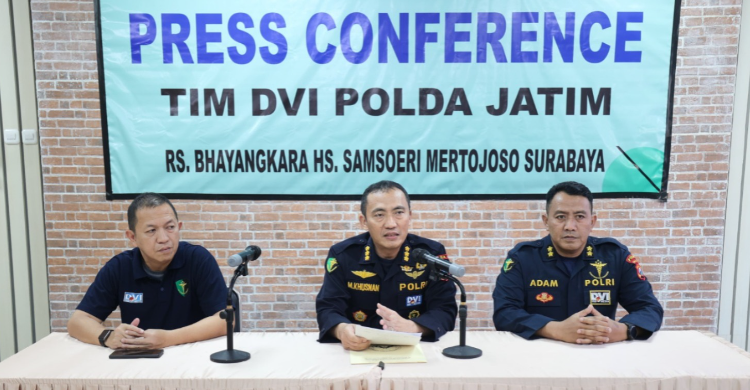 55 Jenazah Santri Korban Ambruknya Mushola Al Khoziny Telah Teridentifikasi, 9 Kantong Masih Diperiksa Konferense pers Polda Jatim terkait korban ambruknya Mushola Al Khoziny, Sidoarjo. Foto : Ist