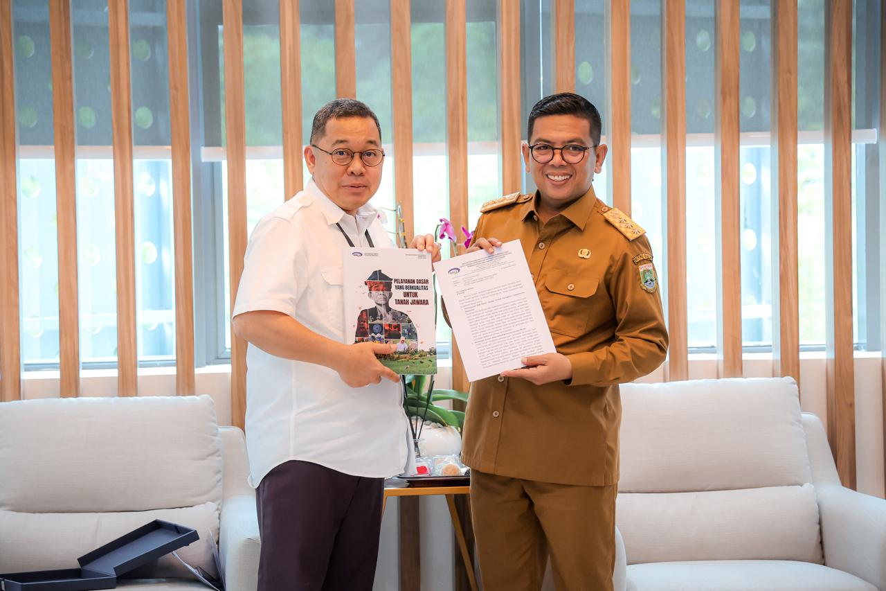 BPKP Apresiasi Kinerja Pemprov Provinsi pada Semester I 2025 Gubernur Banten Andra Doni dan Kepala Perwakilan BPKP Provinsi Banten Rusdy Sofyan (kiri). Foto : Ist