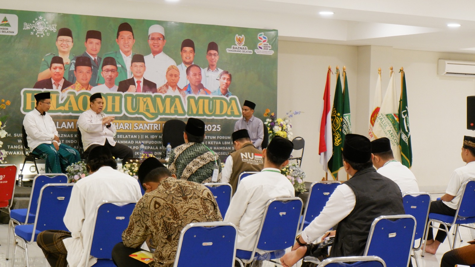 Pimpinan Cabang Gerakan Pemuda (GP) Ansor Kota Tangerang Selatan (Tangsel) melalui Majelis Dzikir dan Shalawat (MDS) Rijalul Ansor menggelar kegiatan Halaqoh Ulama Muda di Islamic Center Baiturahmi BSD.
